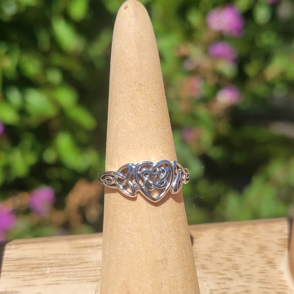Celtic Heart Knotwork Sterling Silver Ring, Size 6 NWT - Picture 3 of 4